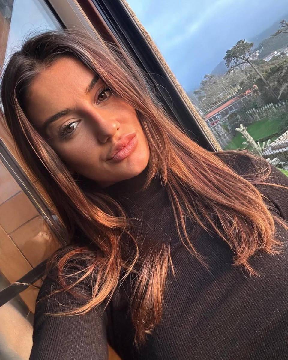 无疑让关注, 肩负着率领, 亚马尔的各