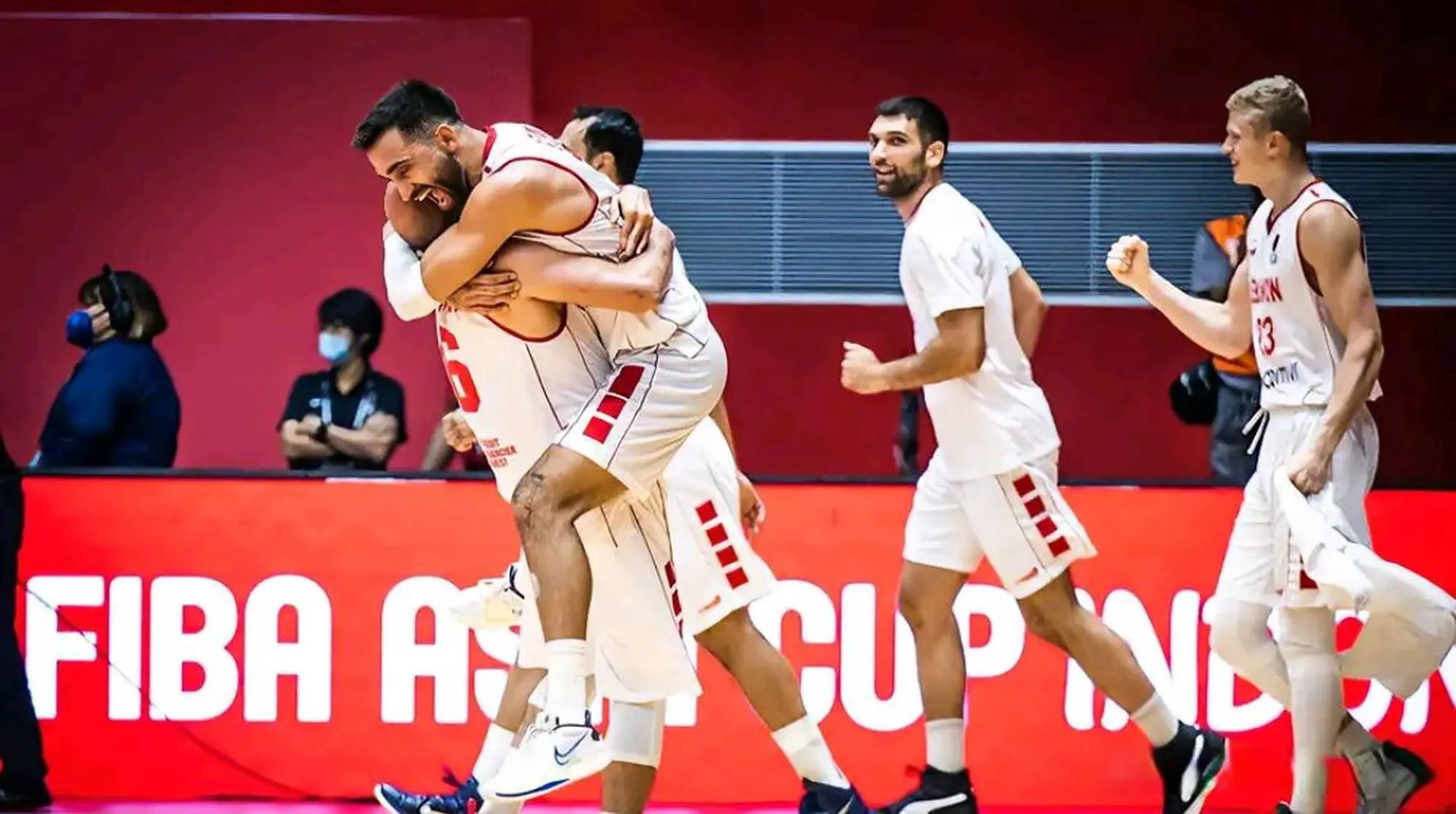 yid, 里罚球我们