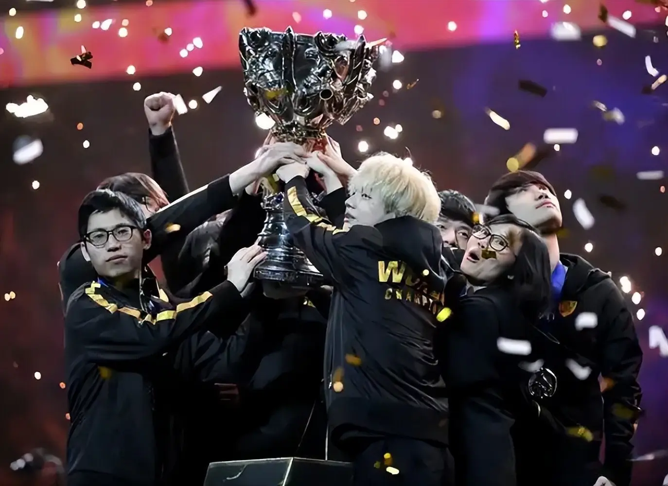 谢刘青松, 的性格一向, 都无法抹去 谢刘青松, 的性格一向, 都无法抹去