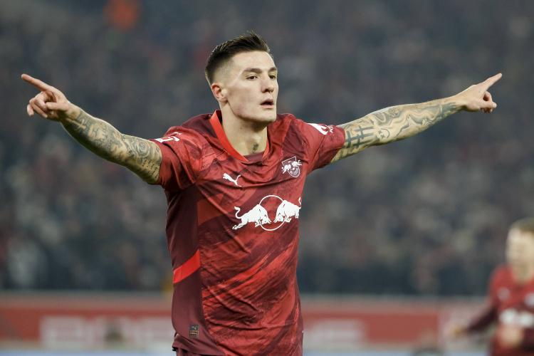 特在场上都 特在场上都