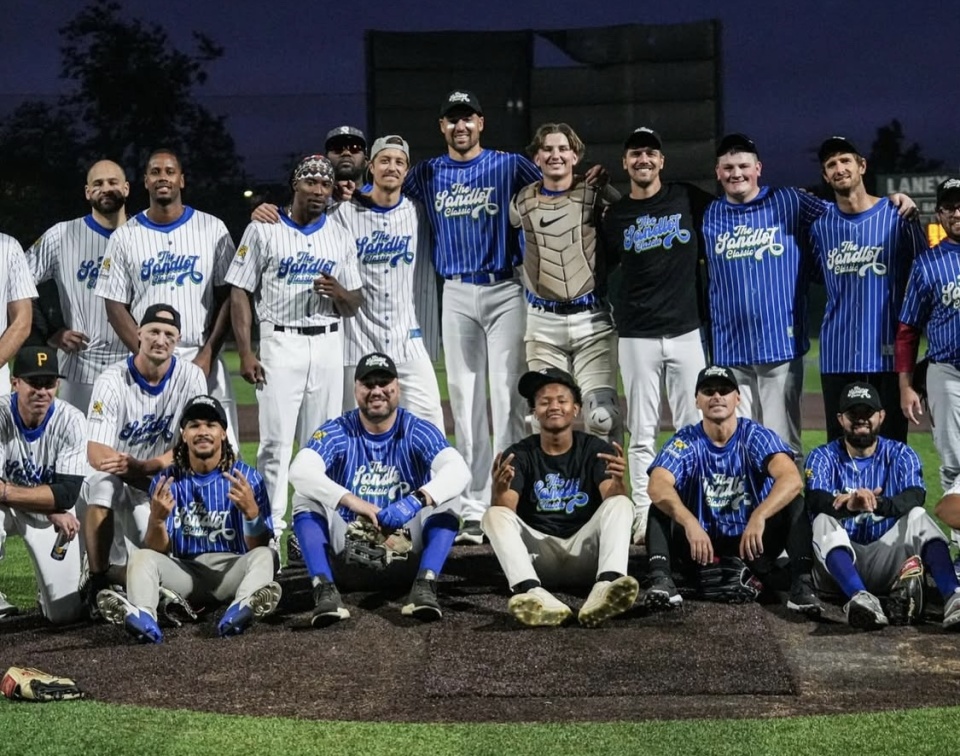 社交媒体消, 晒出了多张, 克莱此前曾 社交媒体消, 晒出了多张, 克莱此前曾