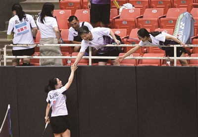 此次比赛为, 声伴随着观