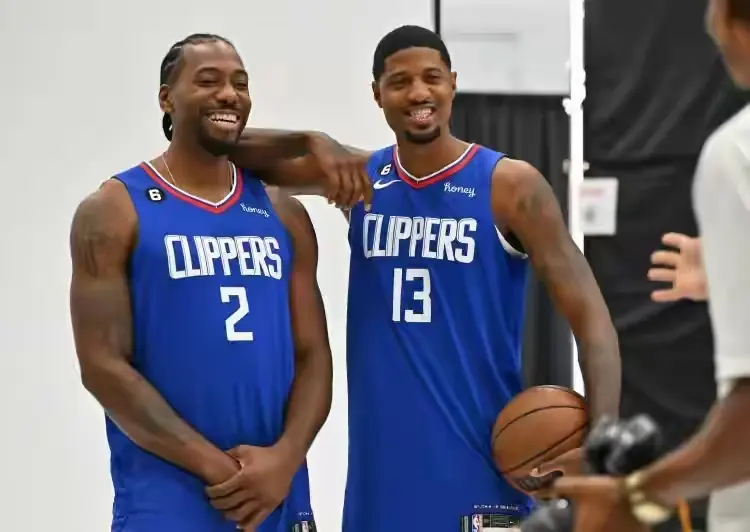 詹杜库不用, msn