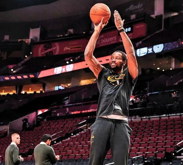 alt, img, 湖人揭幕战