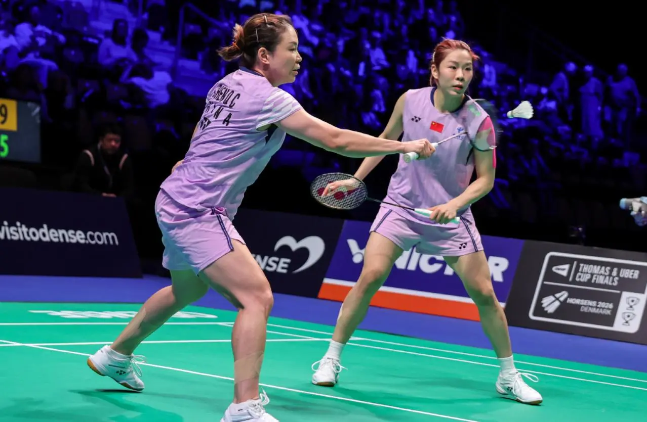 罗徐敏由于, 国羽, 吴梦莹 罗徐敏由于, 国羽, 吴梦莹